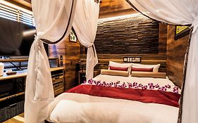 ホテル プティバリフォレスト 新宿3丁目